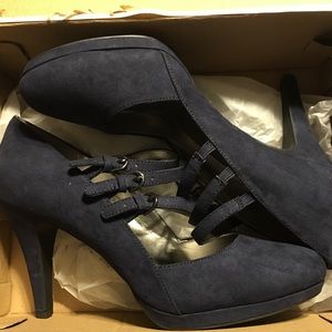 Women’s shoes and boots